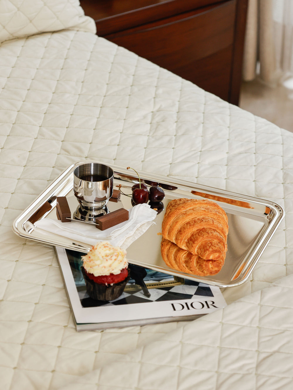 Verona Moulded Rim Rectangular Serving Tray