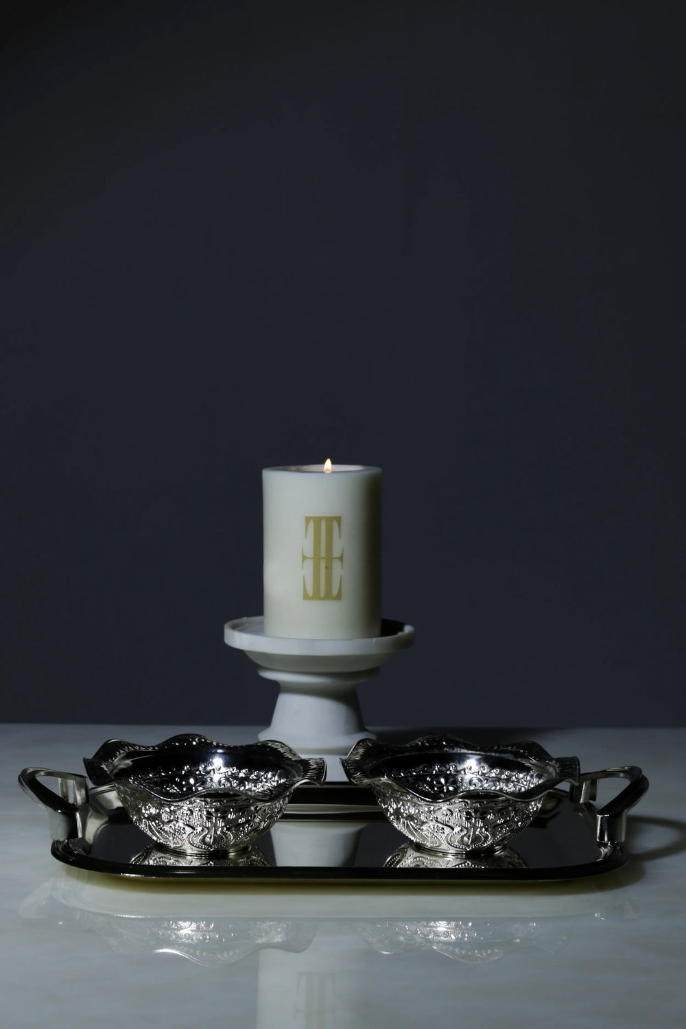 Regal Imperial Etched Bowls with Tray - image 1,Regal Imperial Etched Bowls with Tray - image 2,Regal Imperial Etched Bowls with Tray - image 3,Regal Imperial Etched Bowls with Tray - image 4